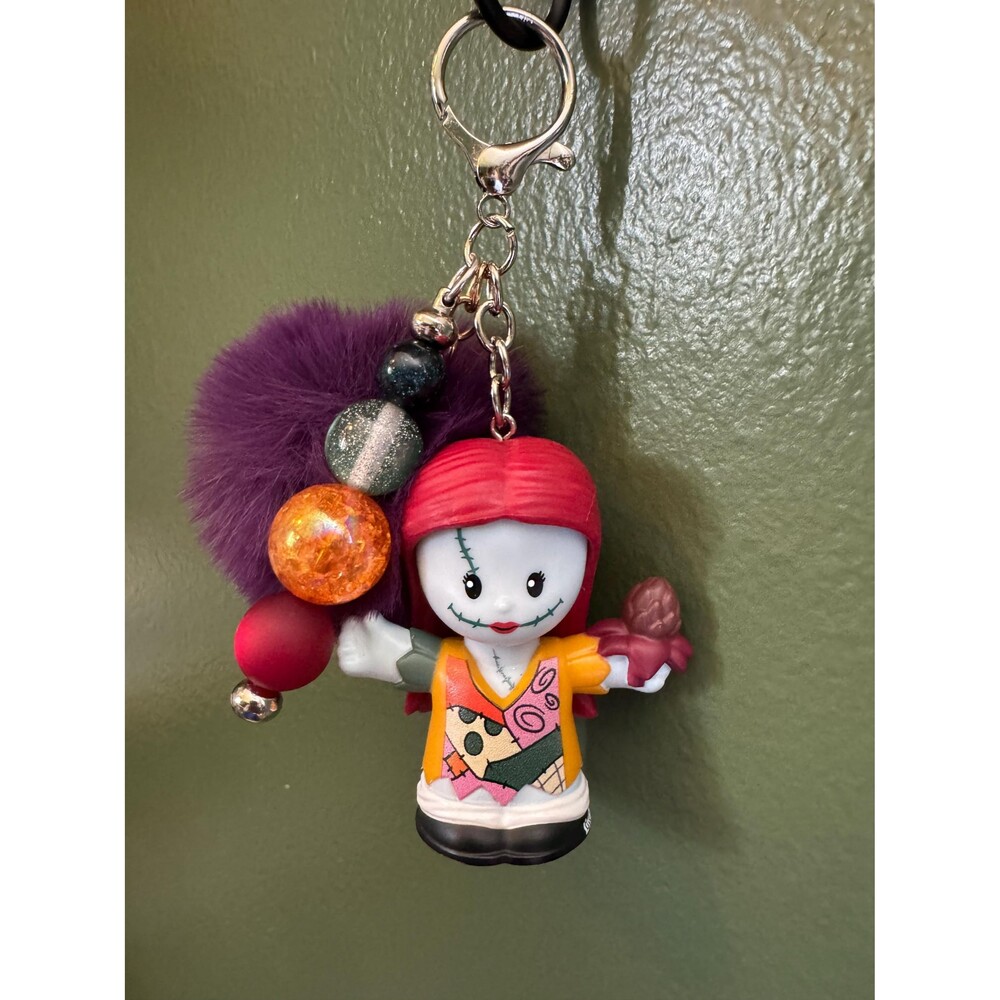 Sally Little People Keychain - Nightmare before Christmas